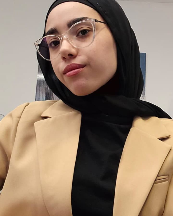 عائشة وليد